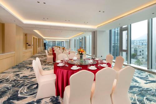 hilton garden inn shenzhen baoan huaide