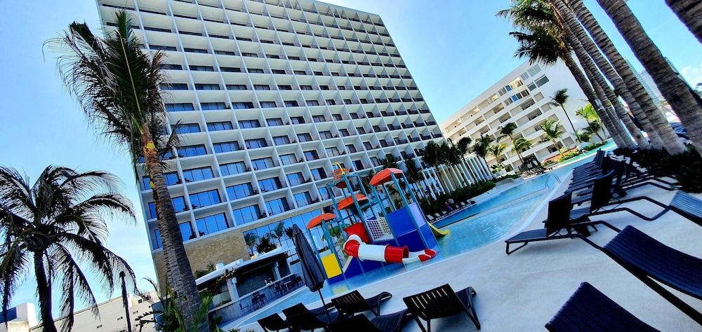 viaggio resort mazatlan