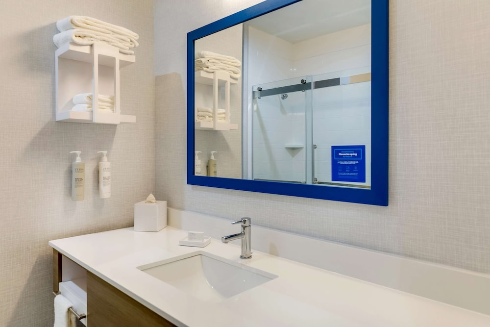 hampton inn and suites weatherford