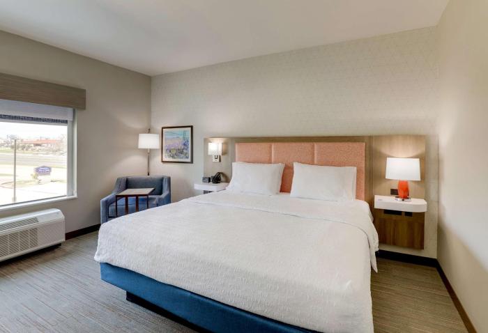 hampton inn and suites weatherford