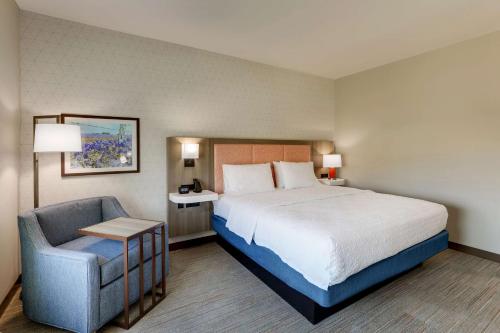 hampton inn and suites weatherford