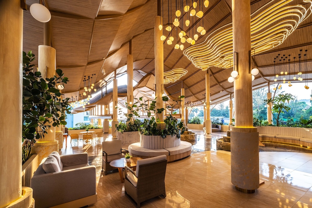 phuket emerald beach resort