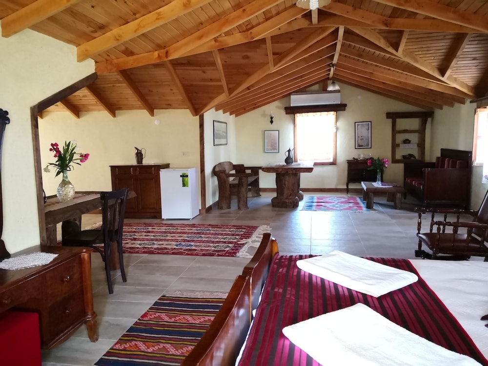 hoyran wedre country houses