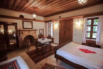 hoyran wedre country houses