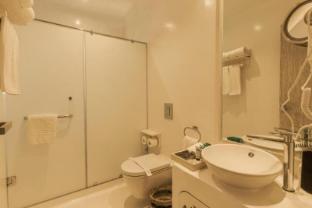 tanoak ain sokhna hotel