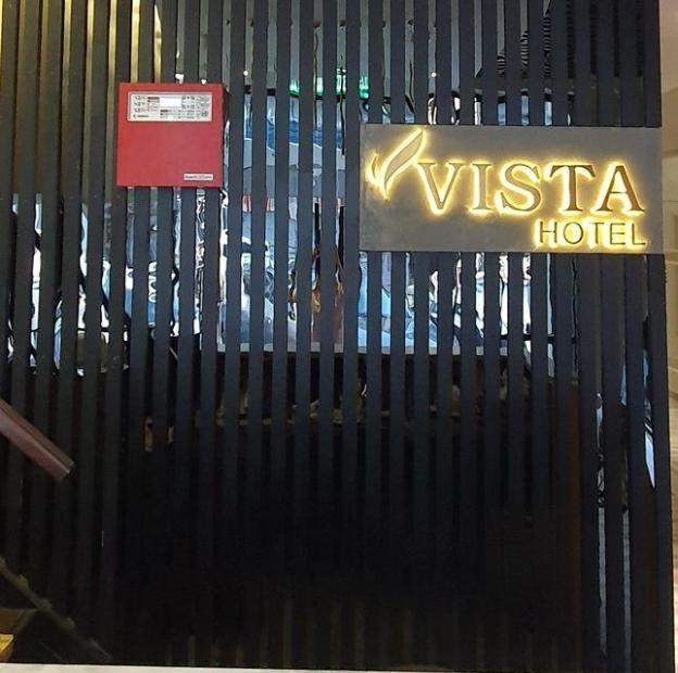 vista hotel