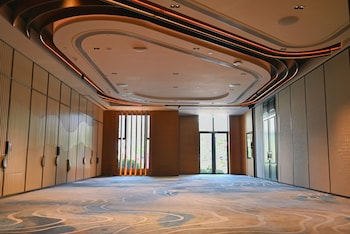 Hotel Indigo Xiamen Haicang, An Ihg Hotel,,3.5 star