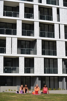 ellipse executive apartments