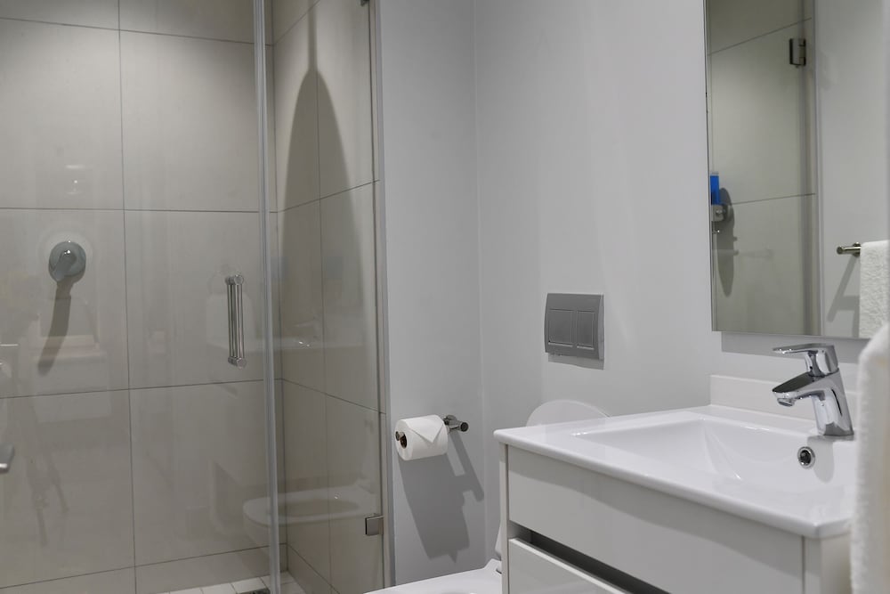 ellipse executive apartments