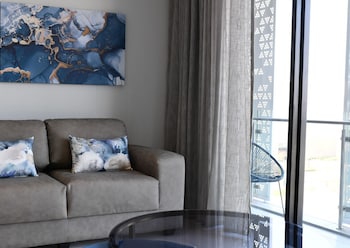 ellipse executive apartments