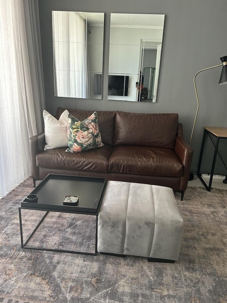 ellipse executive apartments