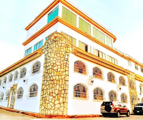 hotel esmeralda