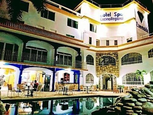hotel esmeralda