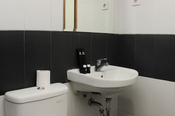 best deal 2br apartment at cinere bellevue suites