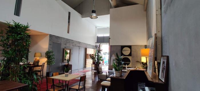 caruma surf hostel and suites