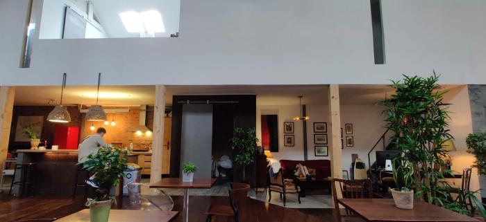 caruma surf hostel and suites