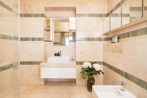 bogoria residence by loft affair