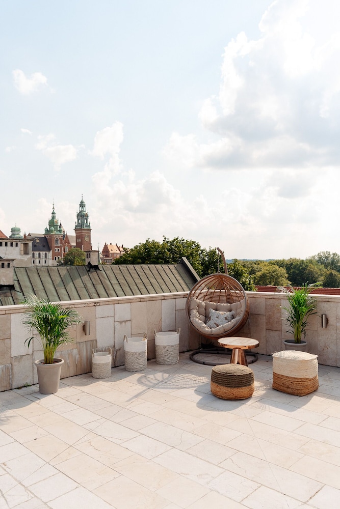 bogoria residence by loft affair