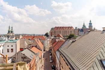 bogoria residence by loft affair