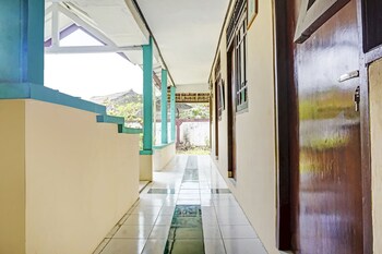 spot on 90928 wisma asri putra syariah