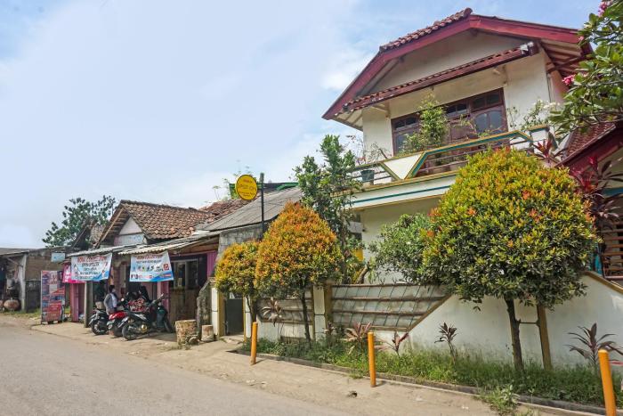 spot on 90928 wisma asri putra syariah