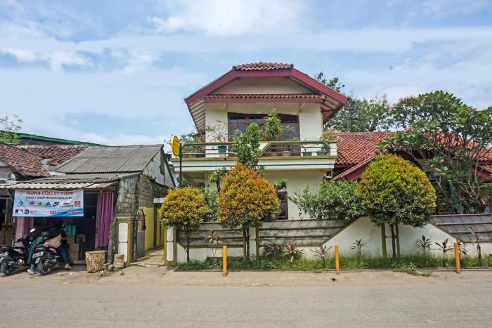 spot on 90928 wisma asri putra syariah