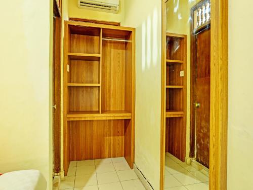 collection o 91125 puri dewa bharata