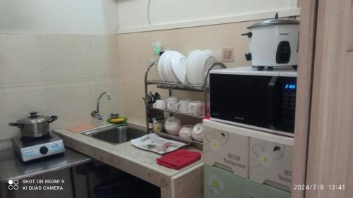 happy ours guesthouse