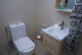 happy ours guesthouse