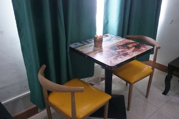 happy ours guesthouse