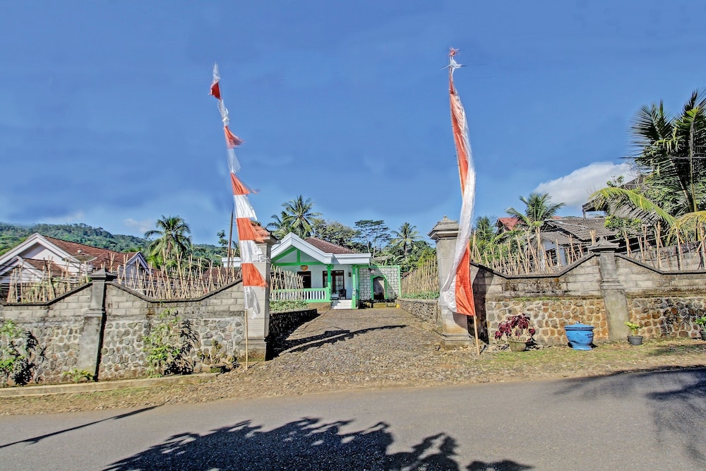 spot on 91214 desa wisata pandean