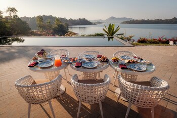 ama stays and trails mirayan nashik