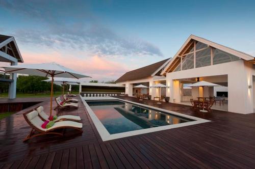 emanya at etosha game lodge