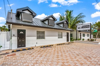 the retreat at anna maria island inn