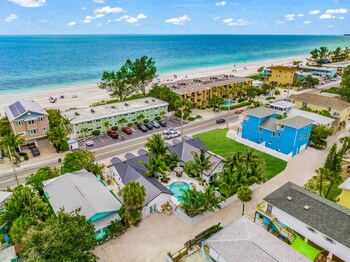 the retreat at anna maria island inn