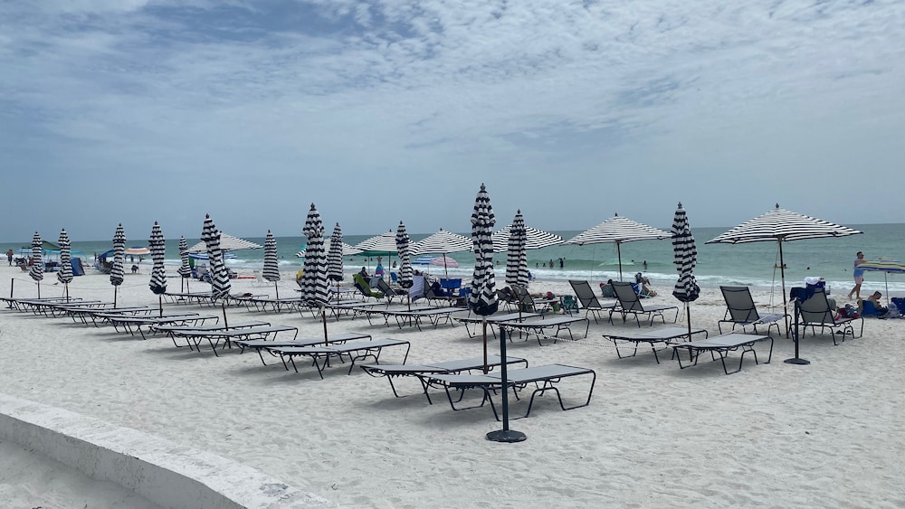 the retreat at anna maria island inn