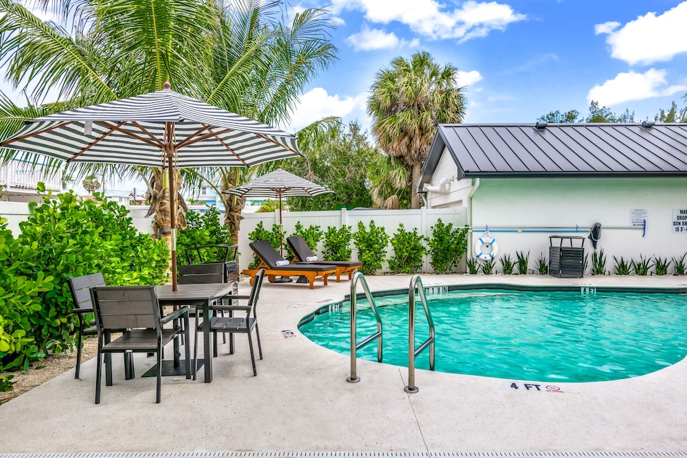 the retreat at anna maria island inn