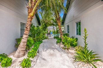 the retreat at anna maria island inn