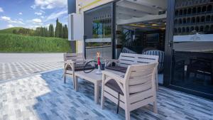 luxury airport hotel
