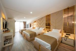 luxury airport hotel