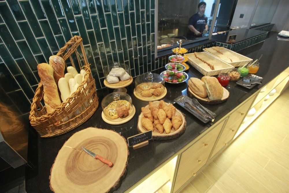 the quarter chaophraya by uhg