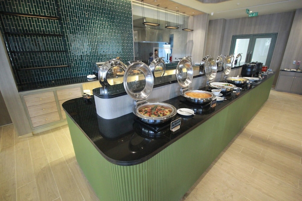 the quarter chaophraya by uhg