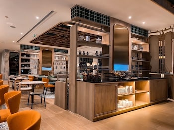 the quarter chaophraya by uhg