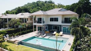 Searidge Hua Hin Resort & Pool Villa,,4 star