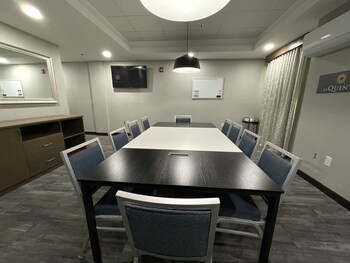 la quinta inn and suites by wyndham augusta fort eisenhower