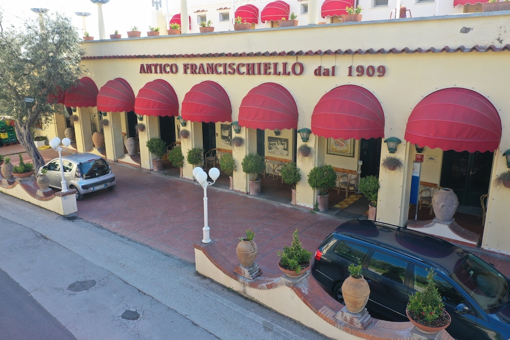 hotel villa pina antico francischiello