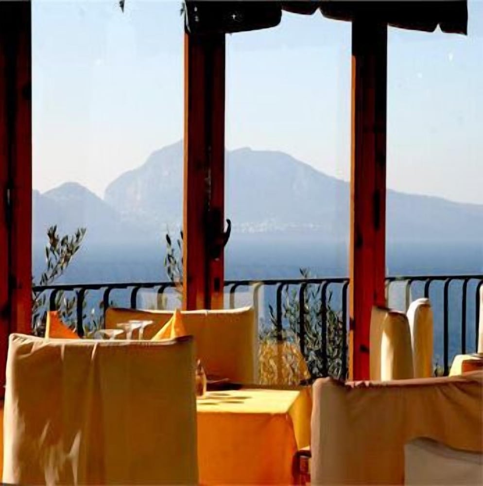 hotel villa pina antico francischiello