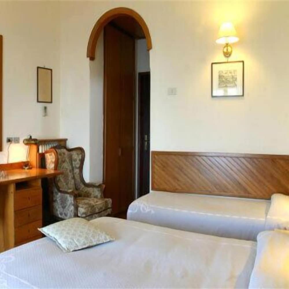 hotel villa pina antico francischiello