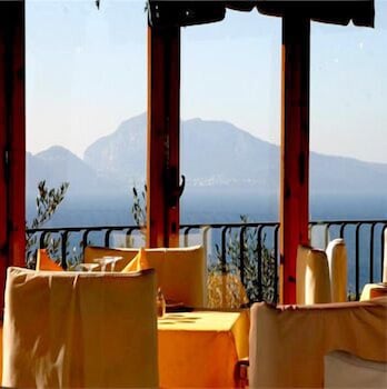 hotel villa pina antico francischiello