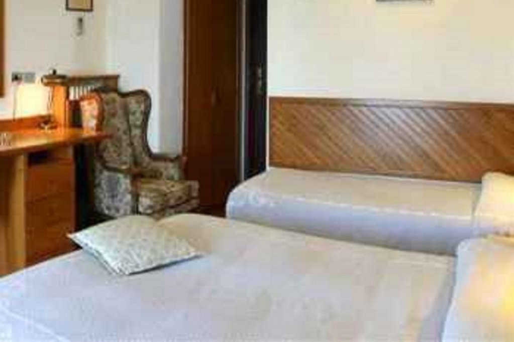 hotel villa pina antico francischiello